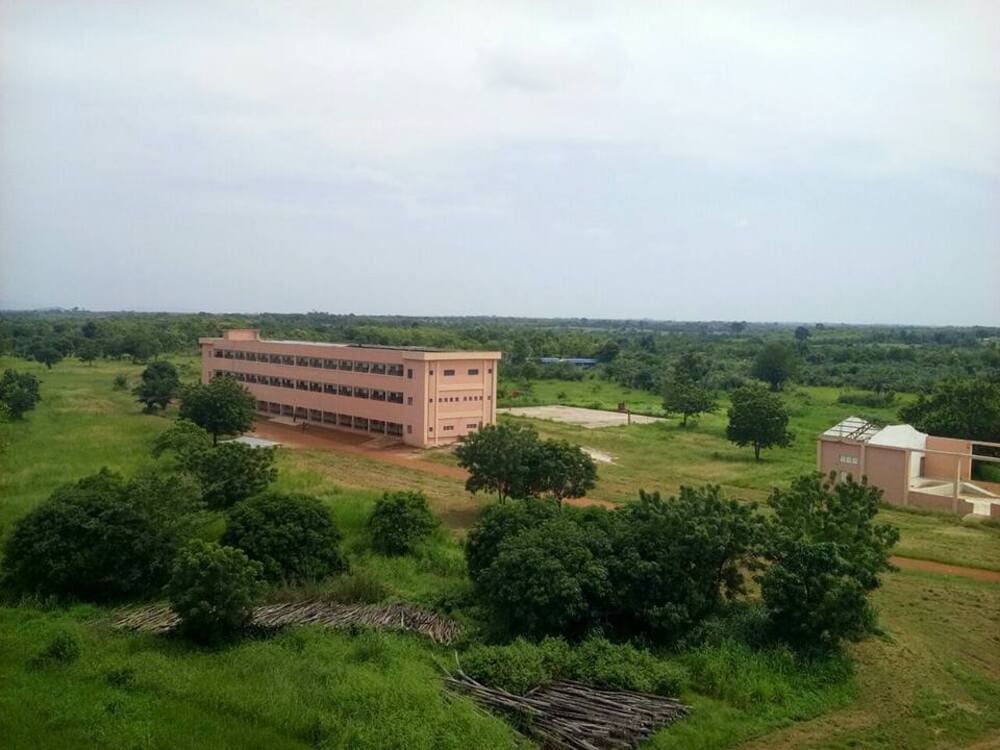 Scuola Elementare Cuori Grandi ad Amakpapé, in Togo.